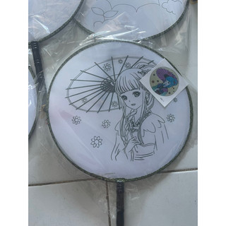Tranh quạt lụa tô màu (tặng kèm màu và cọ)