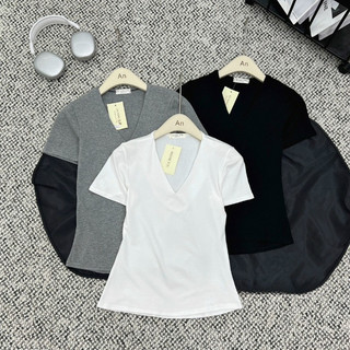 Áo Thun Cotton Cao Cấp Cổ Tim Thiết Kế Ôm Eo Trơn Basic V525