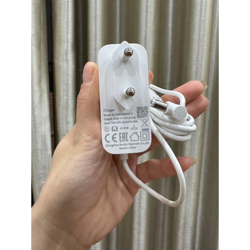 Dây sạc 30v cho Máy hút bụi không dây Deerma VC80