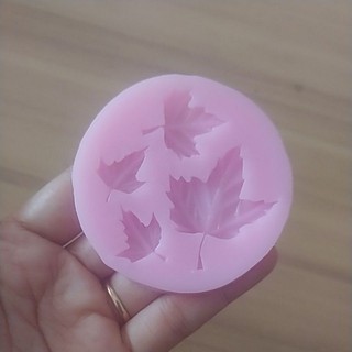 khuôn trái bí 6cm , lá bí