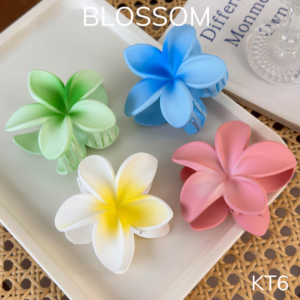Kẹp tóc hoa sứ tiểu thư KT6