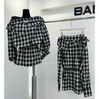 Váy thô lệch vai kẻ caro