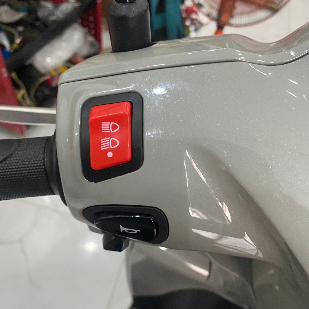 Mạch tắt đèn kết hơp chế độ auto pasing cho vison,wave@,lead,wave rsx tặng kèm nút sh đỏ