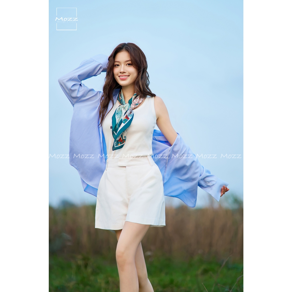 Mozz- quần short trắng