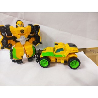 Bộ 4 Robot Transformers gồm : Optimus, Bumblebee, Heatwave
