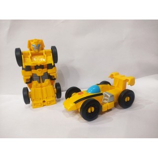 Bộ 4 Robot Transformers gồm : Optimus, Bumblebee, Heatwave