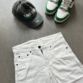 Quần Short Jean màu trắng , đen