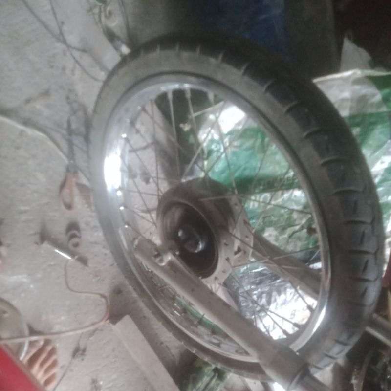bánh căm xe Sirius