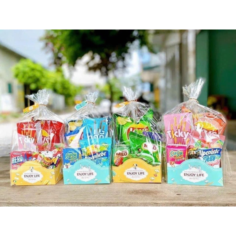 [HOẢ TỐC ] Phần quà bánh kẹo cho các bé nhân dịp sinh nhật , tết trung thu , quốc tế thiếu nhi 1/6