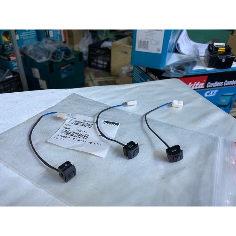 Công tắc chuyển số máy DTD171/ TD171/ DTD172/ TD172 Makita (632L84-8)