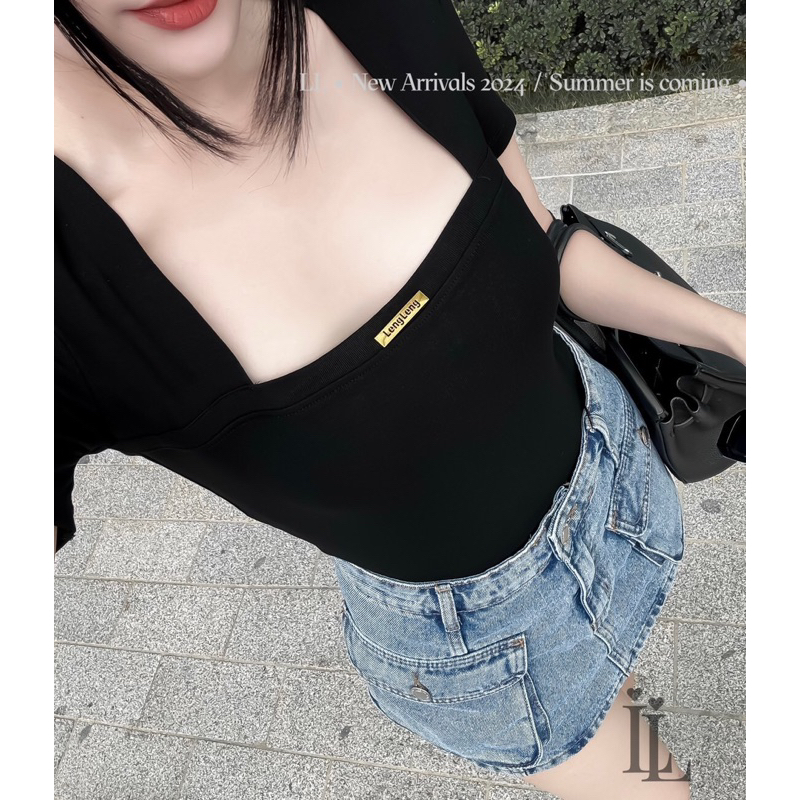 áo cổ vuông