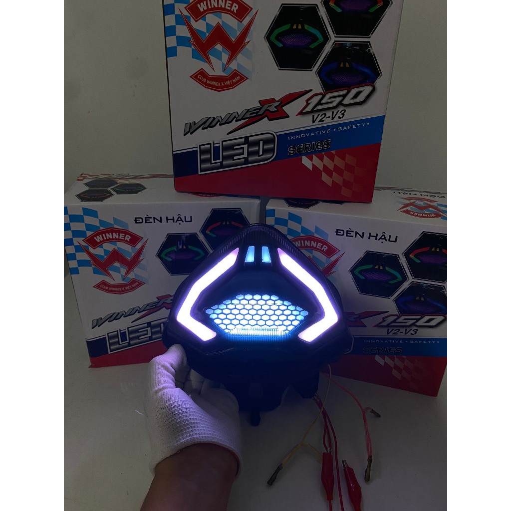 Cụm đèn hậu audi i8 chỉnh app i8 blu cho Winner X V2, V3