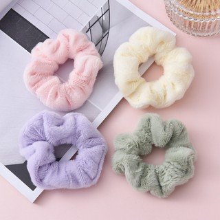 Cột tóc lông nhung mềm mịn - scrunchies