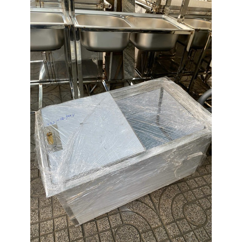 Thùng đá inox giữ nhiệt tốt