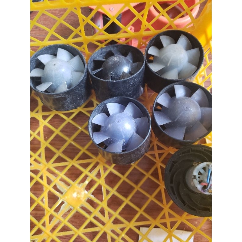 Động cơ hút gió 12-24v các loại cũ tháo máy .