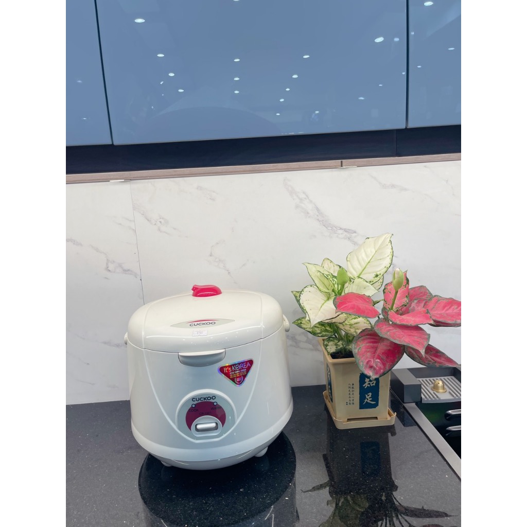 Nồi cơm điện Cuckoo CR-1021 1.8L