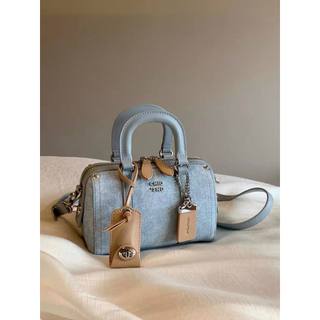 𝐁𝐥𝐚𝐮𝐞𝐁𝐥𝐮𝐦𝐞🦋 Chio2nd Denim Cross Bag