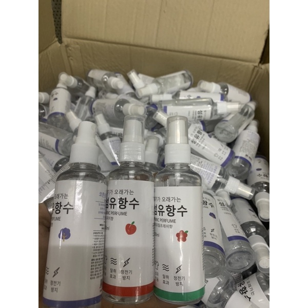 Xịt thơm quần áo Hàn Quốc Fabric Perfume 250ml