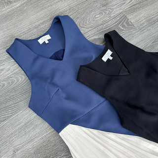 Đầm Hobbs phối xếp ly