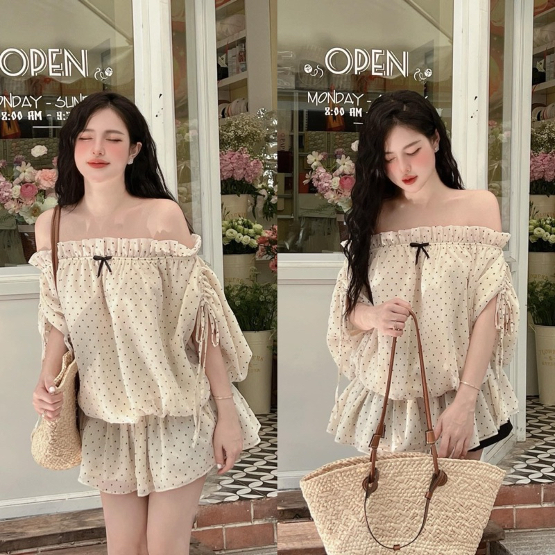 [V1.642] Set Áo Trễ Vai Chấm Bi Tay Rúm Hàng 2 Lớp Kèm Quần Đùi Siêu Xinh | BigBuy360 - bigbuy360.vn