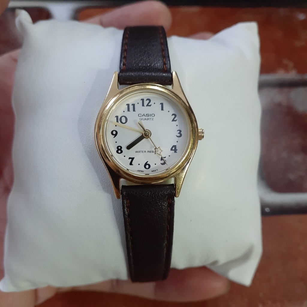 Đồng hồ si nhật Casio nữ nhỏ xinh case vàng dây da second hand