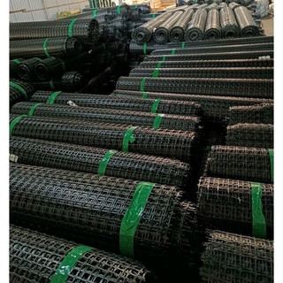 Lưới nhựa dẻo cao 1 mét dài 15 mét lưới rào vườn - lưới quây chuồng-làm sàn -chịu nắng mưa 10 năm