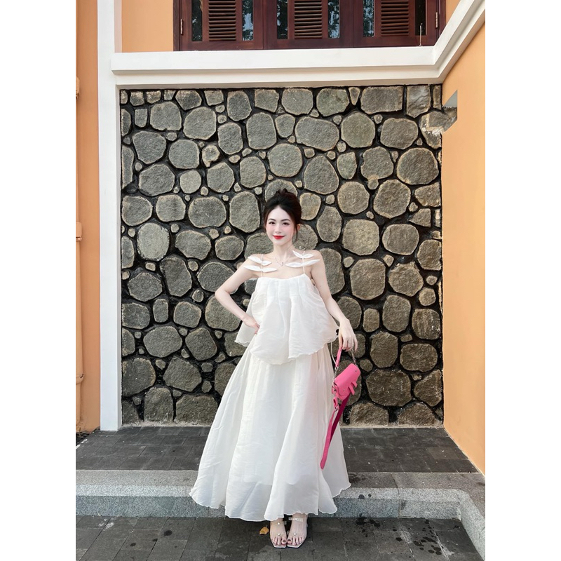 Váy 2s đính lần trắng xoè