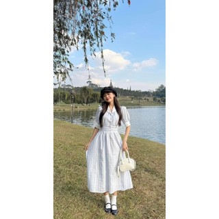 Đầm midi nút sọc xanh phối cổ trắng
