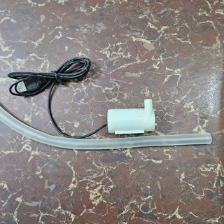 Máy bơm chìm mini kết nối USB (kèm dây dẫn)