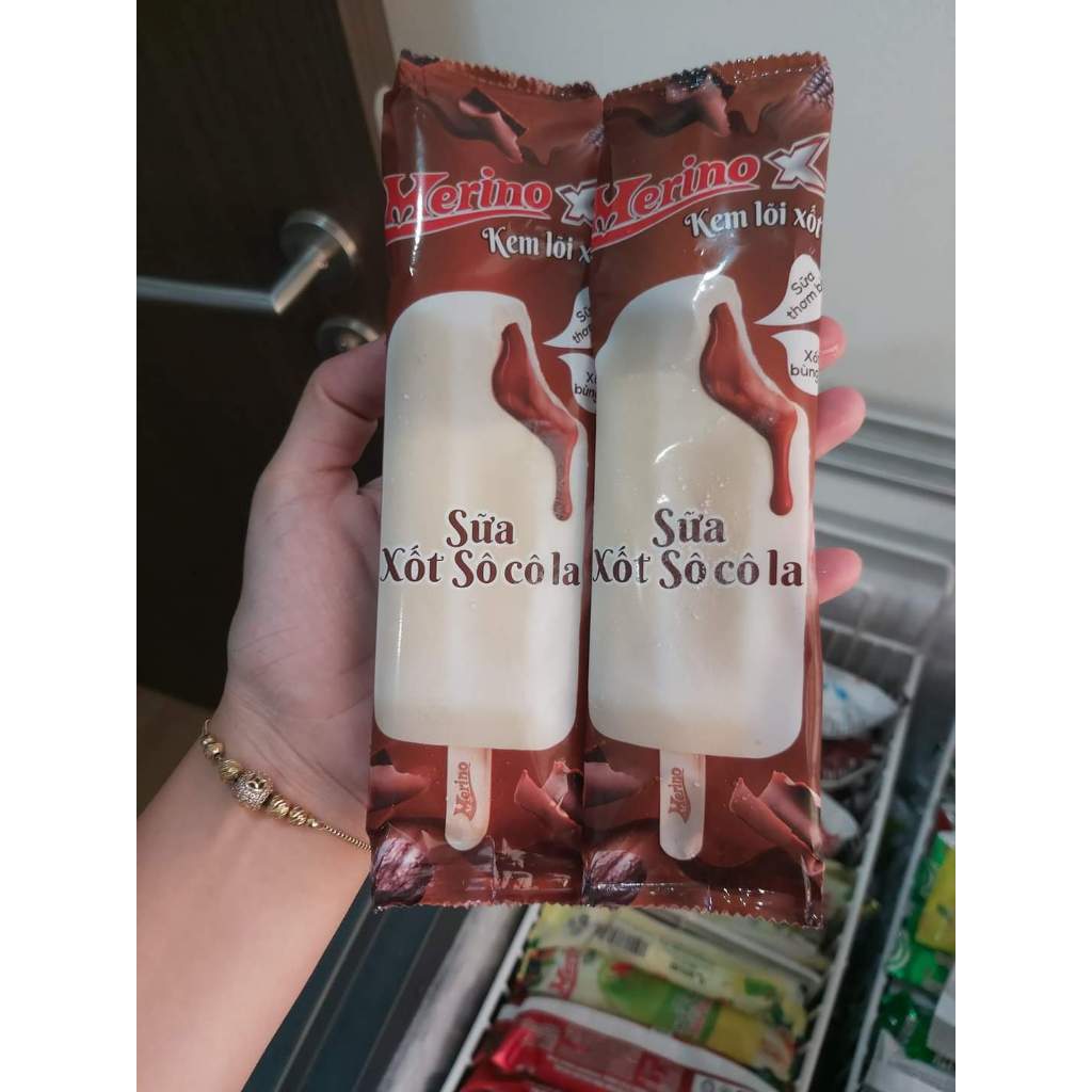 Kem sữa xốt socola Merino X (52g)