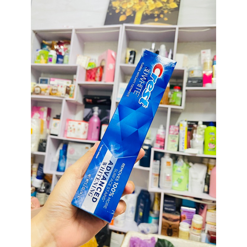 Kem đánh răng Crest 3D White Advanced Whitening 147g (Xanh)