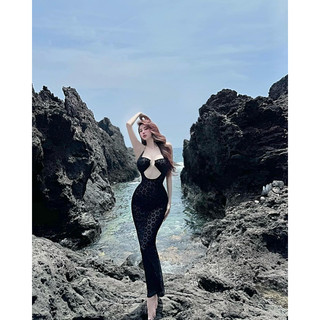 Đầm dài khoác bikini ôm body