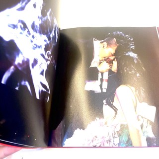 (Album 2CD) G-Dragon ( BIG BANG ) – Shine A Light - First Live Concert (chính hãng đã qua sử dụng)