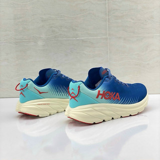 Giày chạy bộ Hoka Rincon 3