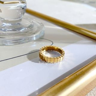 Nhẫn nữ titan Line VG