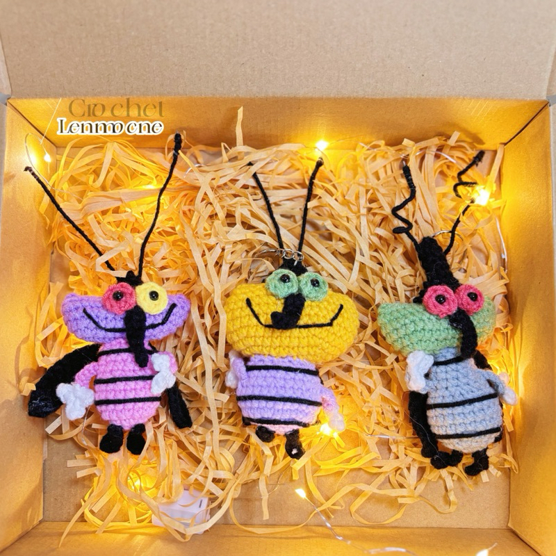 Con gián len móc khoá - bộ ba oggy