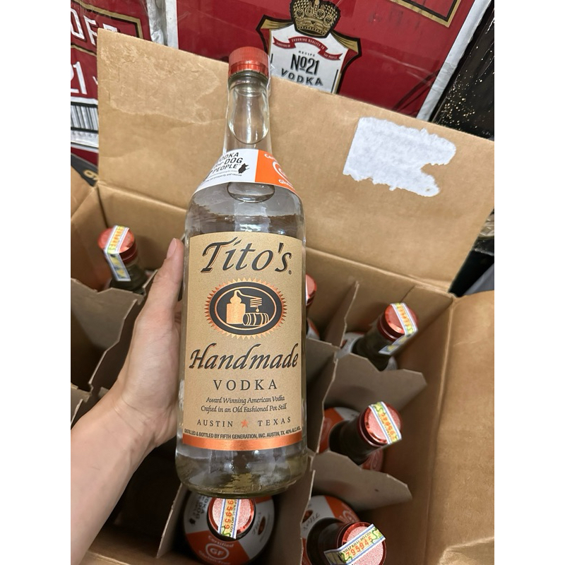 TITO’S HANDMADE VODKA 700ML