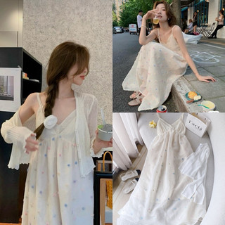 Đầm babydoll hoa cổ sen trắng ngực xếp ly