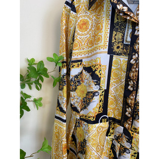 Váy lụa họa tiết baroque vàng đen