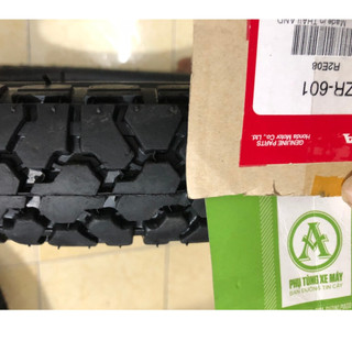 1 Lốp Nylon Việt Nam ba bánh 300-19