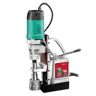 Máy khoan từ 900w dca ajc02-30