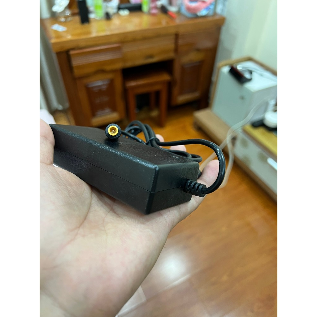 CỤC NGUỒN 14V 1.07A MÀN HÌNH SAMSUNG ZIN