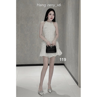 Đầm yếm rúm đuôi bèo siêu xinh