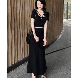 SET ĐEN CRT KIỂU DÂY PHỐI CỔ CHÂN VÁY DÀI