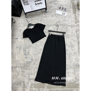 SET ĐEN CRT KIỂU DÂY PHỐI CỔ CHÂN VÁY DÀI