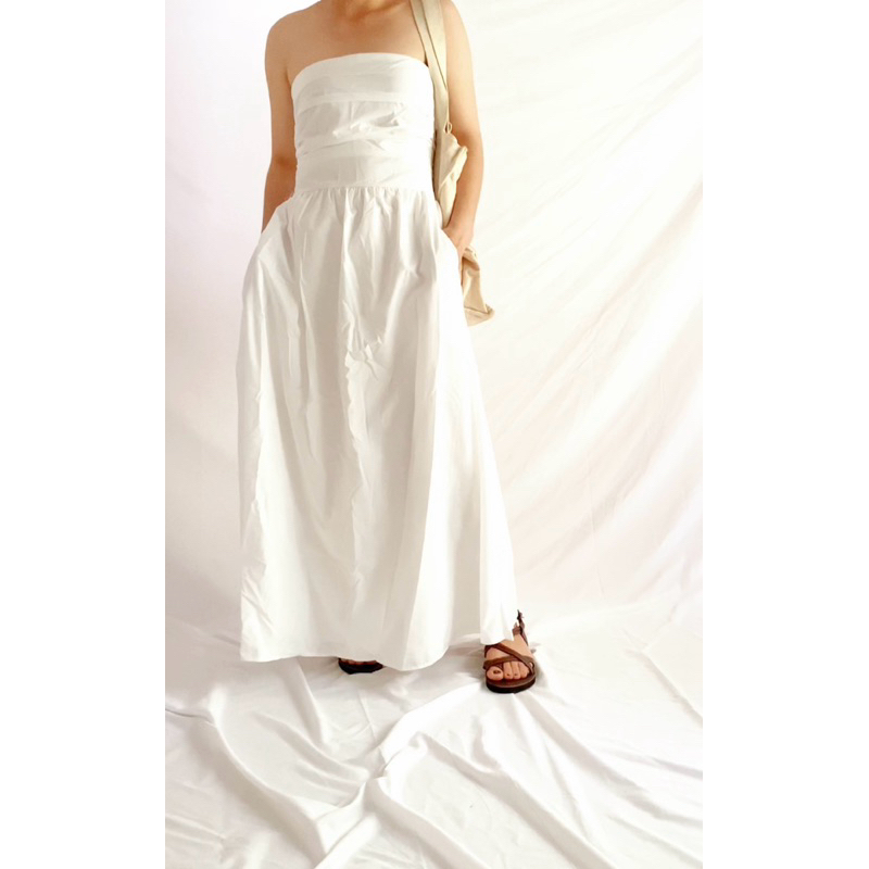 váy maxi trắng cúp ngực size S
