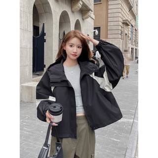 ÁO KHOÁC GIÓ CROPTOP FORM RỘNG CÁ TÍNH
