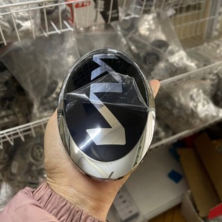 Logo KIA mới - logo KN ( chữ bạc nền đen)