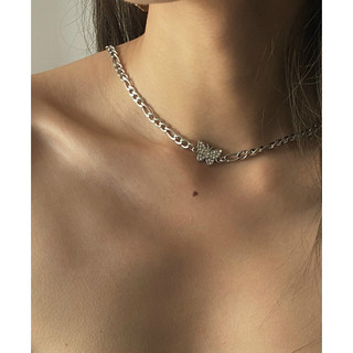 MEE BLING ♡ Vòng cổ choker hình bướm đính đá Butterfly Choker Necklace 1 N1027