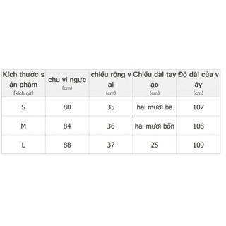 A176 Váy cổ vuông xẻ tà